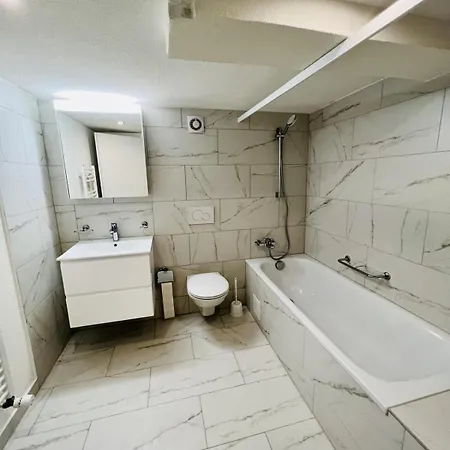 Independent For Skiing & Snowboarding