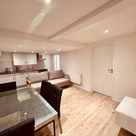 بيت للعطل Independent For Skiing & Snowboarding *